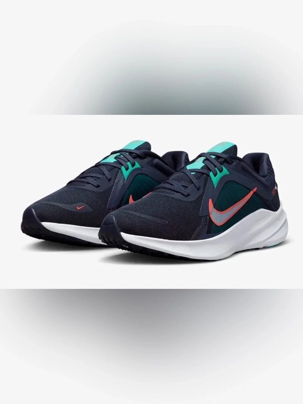 Size 9.5 Women Nike Quest 5 Sneakers  Obsidian/White/Jade DD9291-401 New